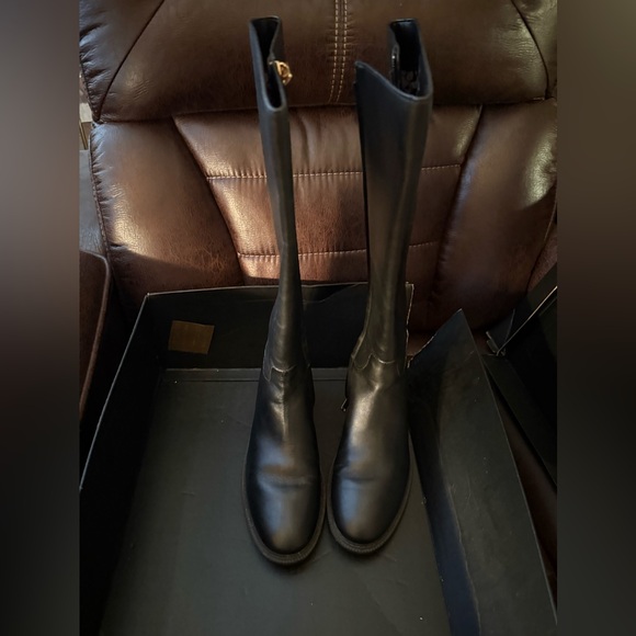 Coach Boots - Picture 4 of 4